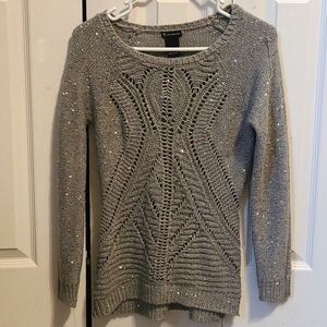 C27: New Directions- Women's size s,long sleeve gray